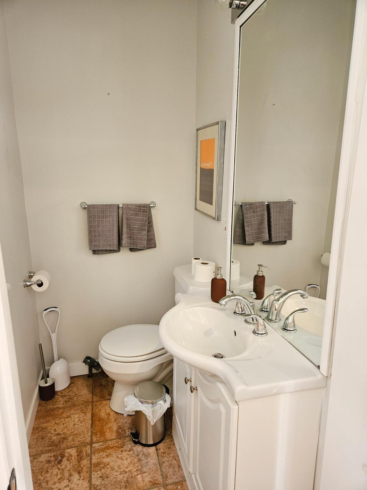 Ottawa Downtown Cozy Guesthouse Экстерьер фото